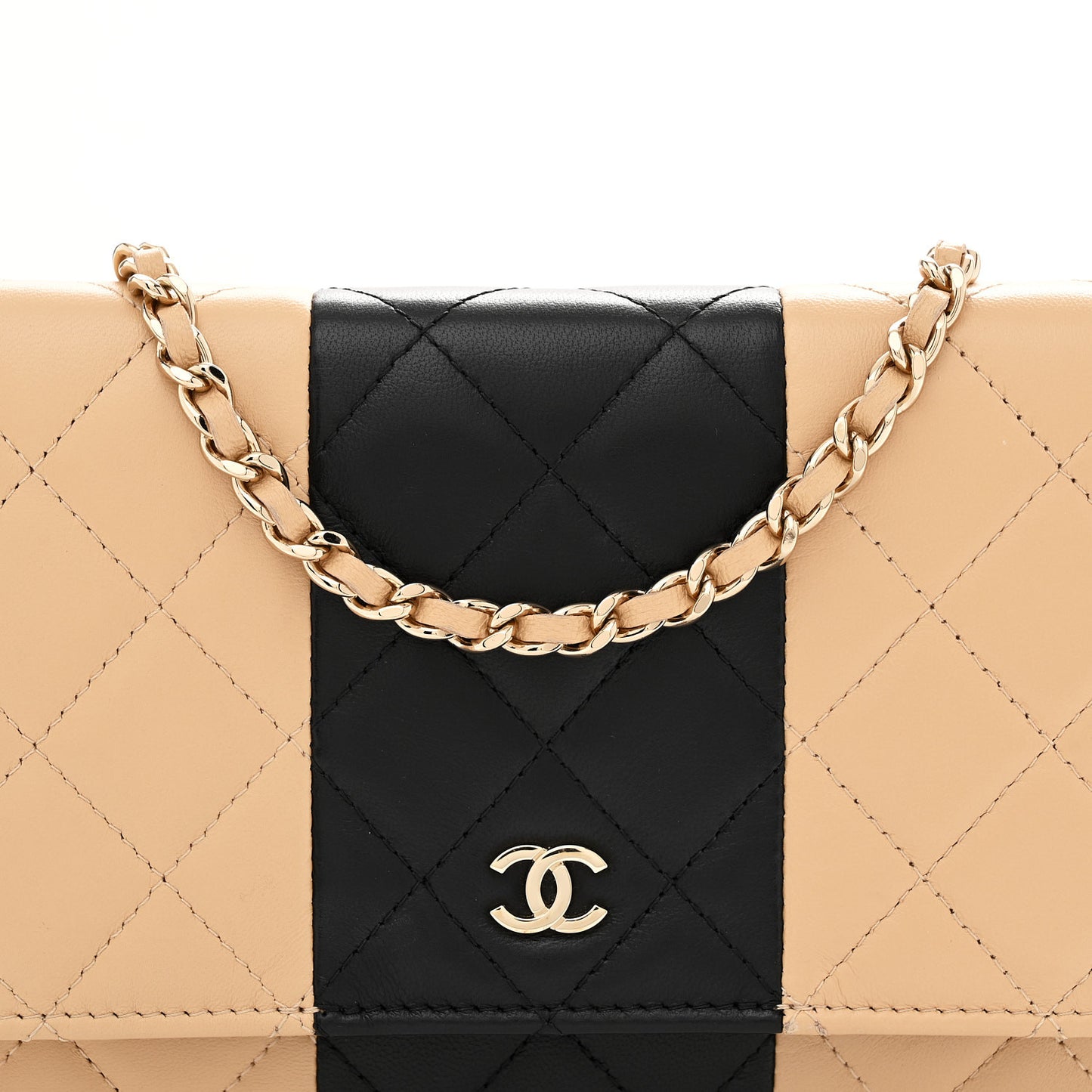 Lambskin Quilted Wallet On Chain WOC Beige Black