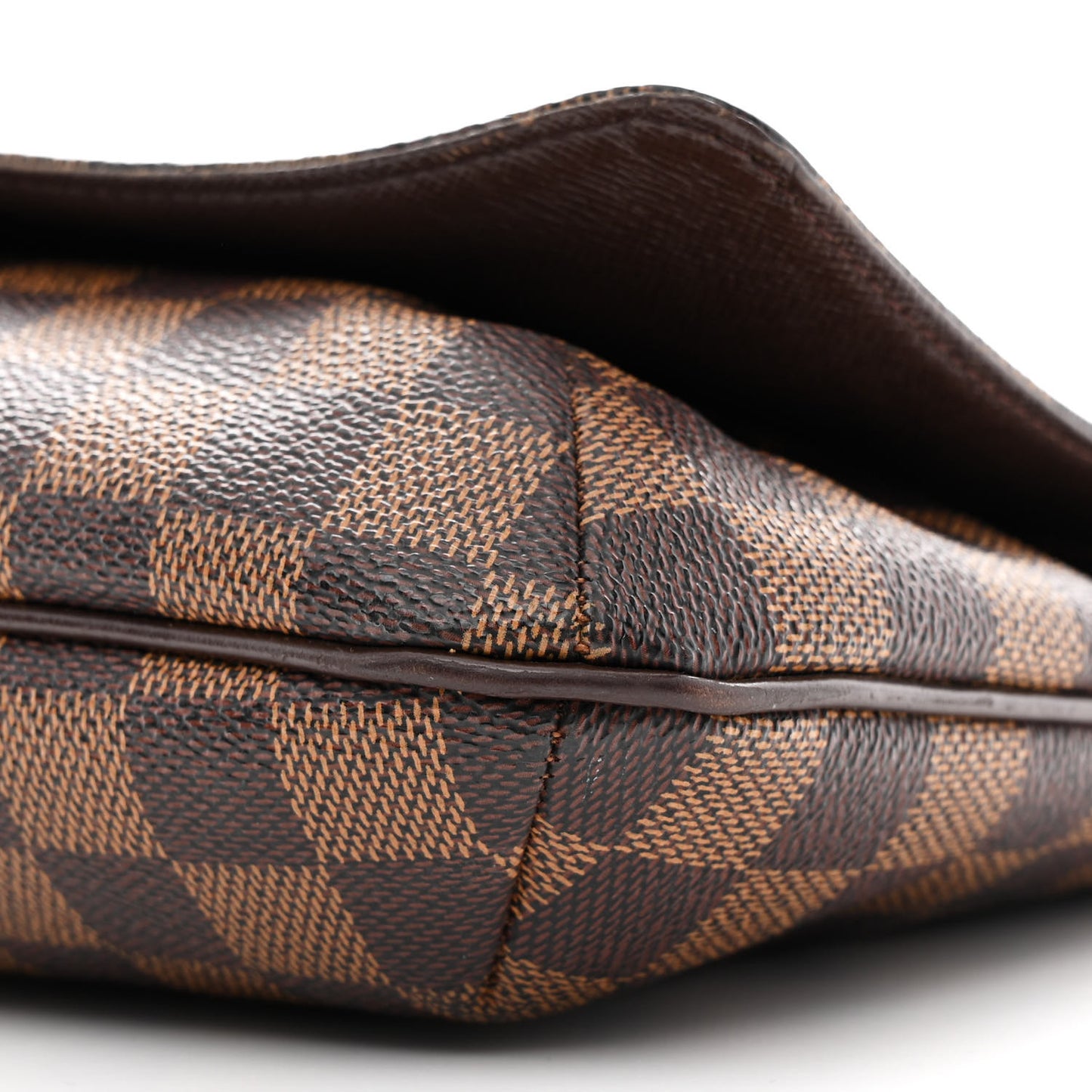 Damier Ebene Musette Tango