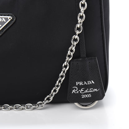Prada Nylon Re-Edition 2005 Shoulder Bag Black 11 of 12