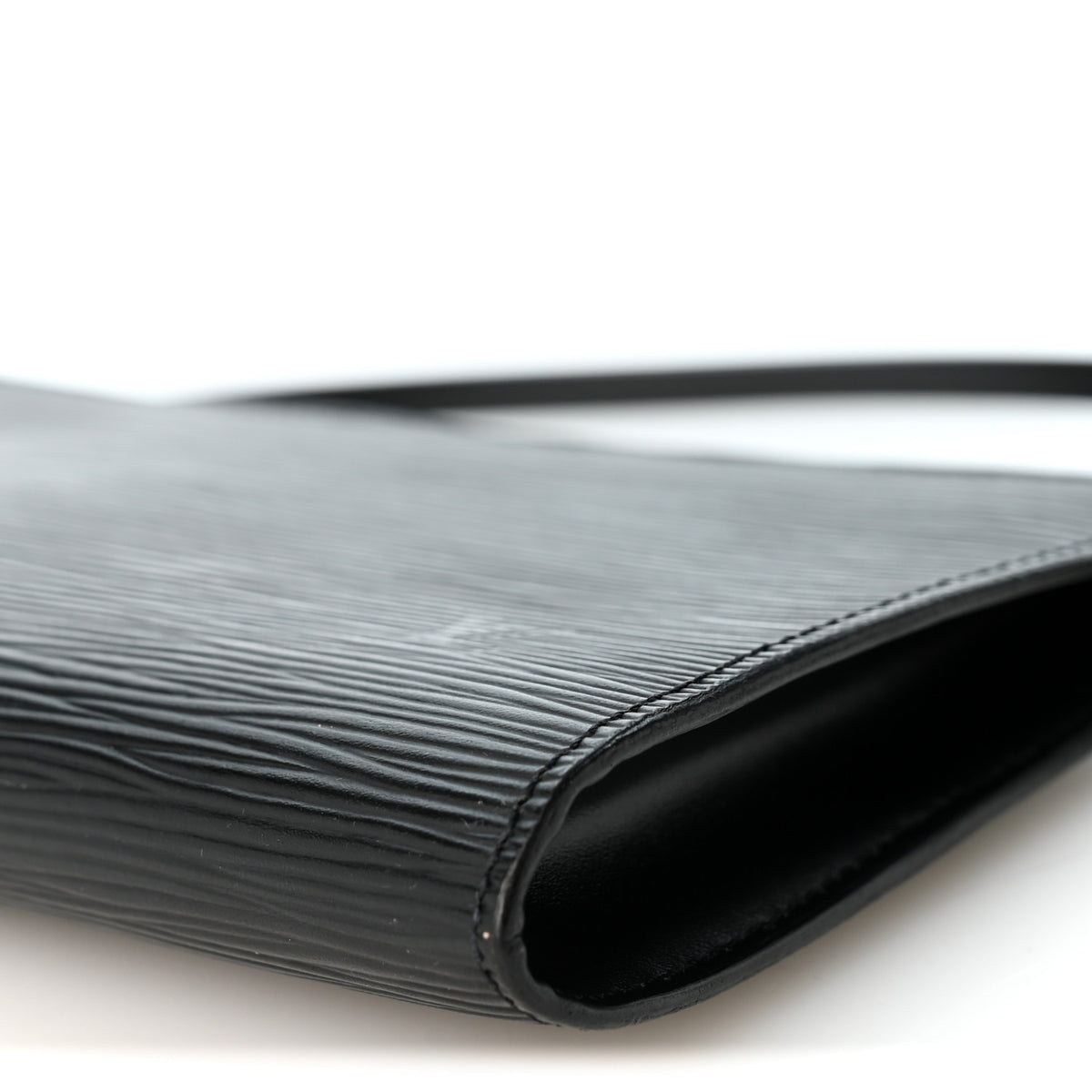 Epi Pochette Accessories 24 Black
