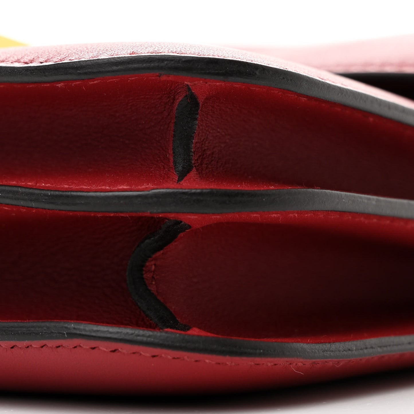 Swift Constance 18 Rouge Grenat
