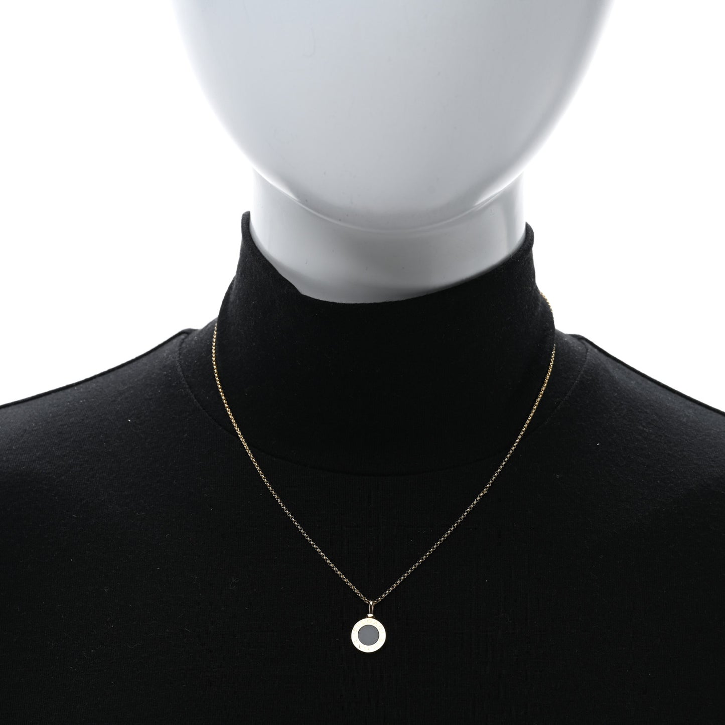 18K Yellow Gold Black Onyx BVLGARI BVLGARI Pendant Necklace