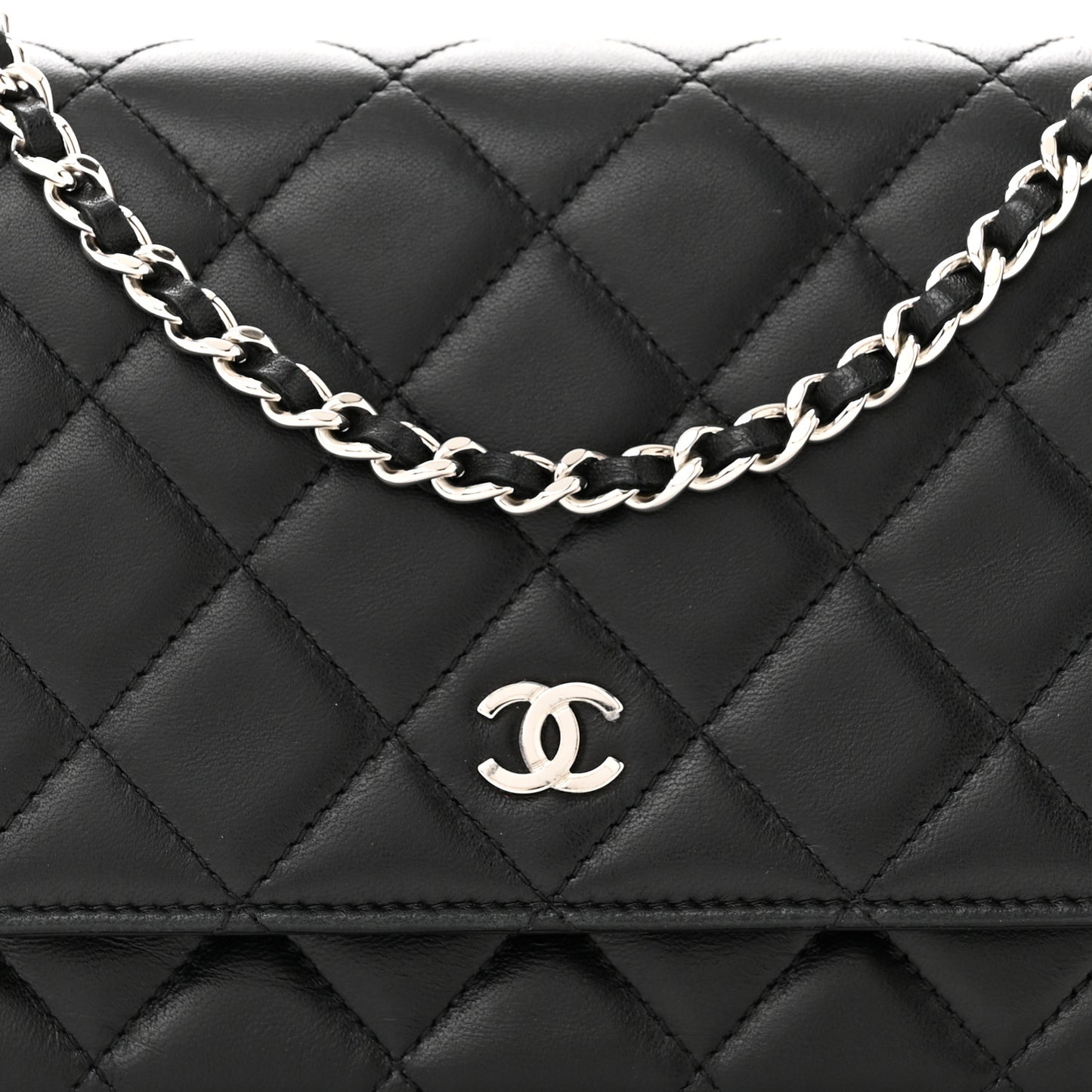 Lambskin Quilted Wallet On Chain WOC Black