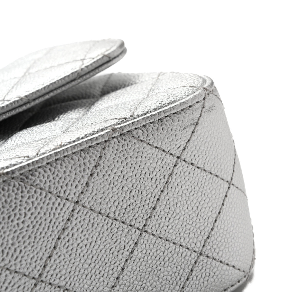 Metallic Caviar Quilted Medium CC Slide Flap Silver