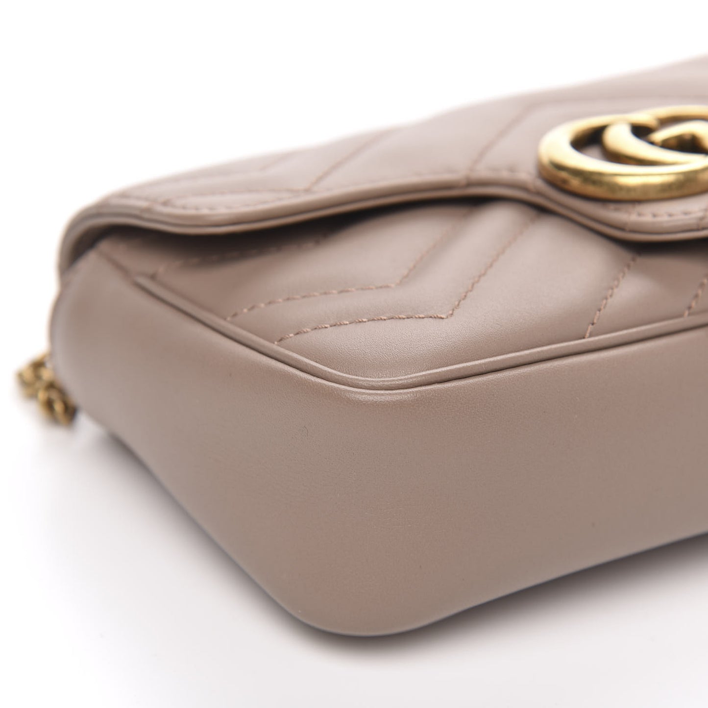 Calfskin Matelasse Super Mini GG Marmont Shoulder Bag Porcelain Rose