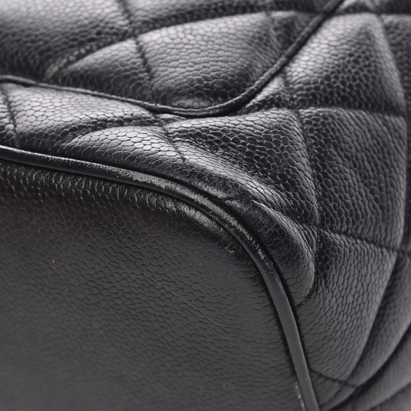 Caviar Quilted Medallion Tote Black