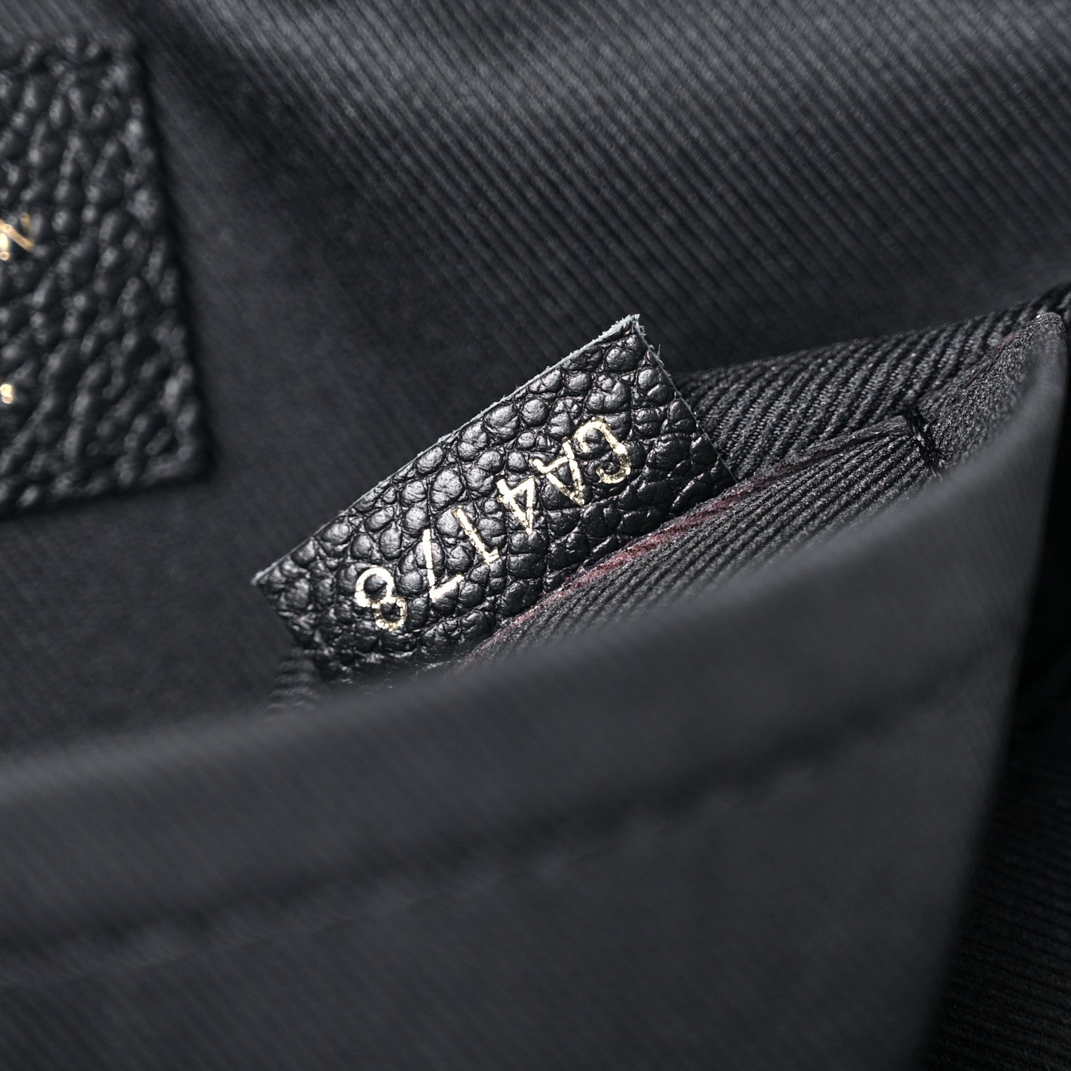 Louis Vuitton Empreinte Saintonge Black 7 of 11