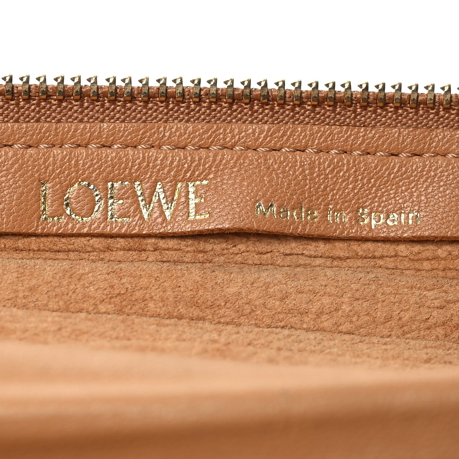 Loewe Lambskin Pleated Bracelet Pouch Shoulder Bag Warm Desert 6 of 12