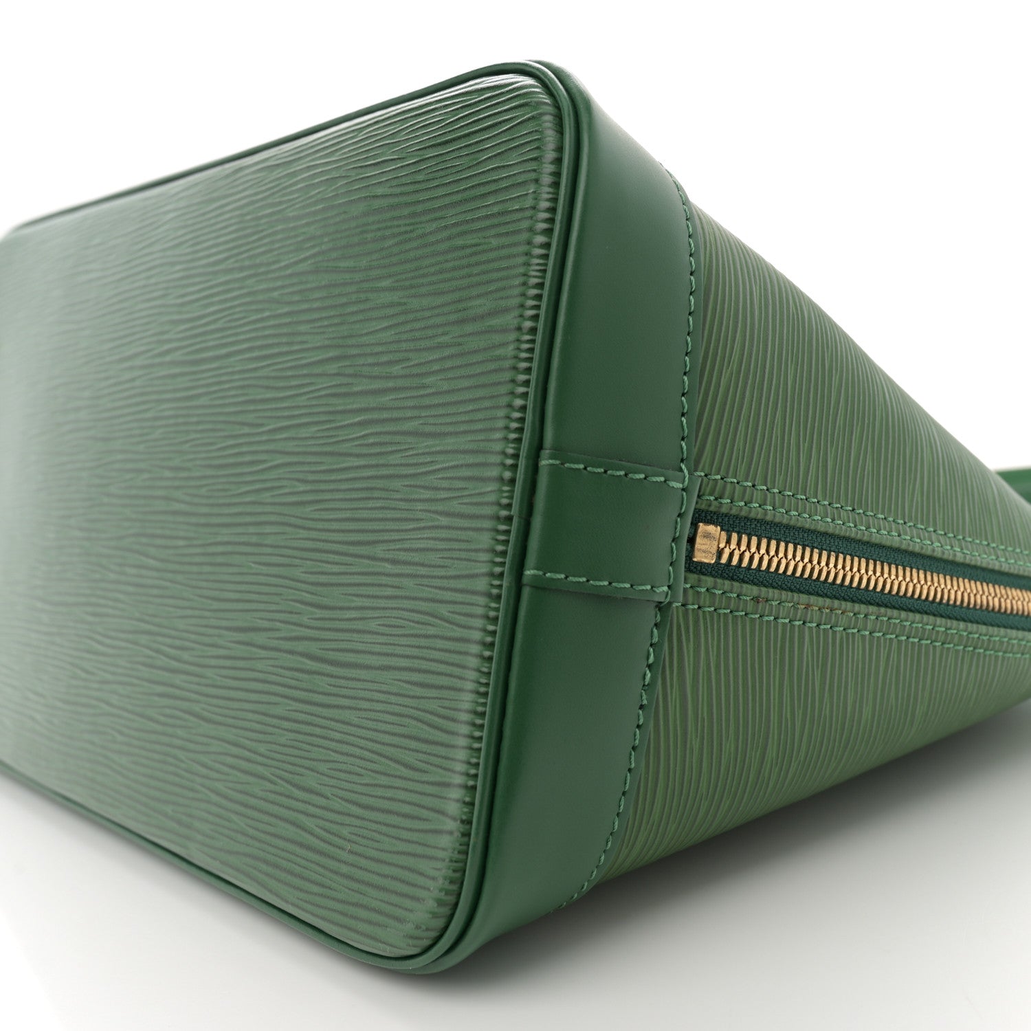 Louis Vuitton Epi Alma PM Borneo 9 of 10