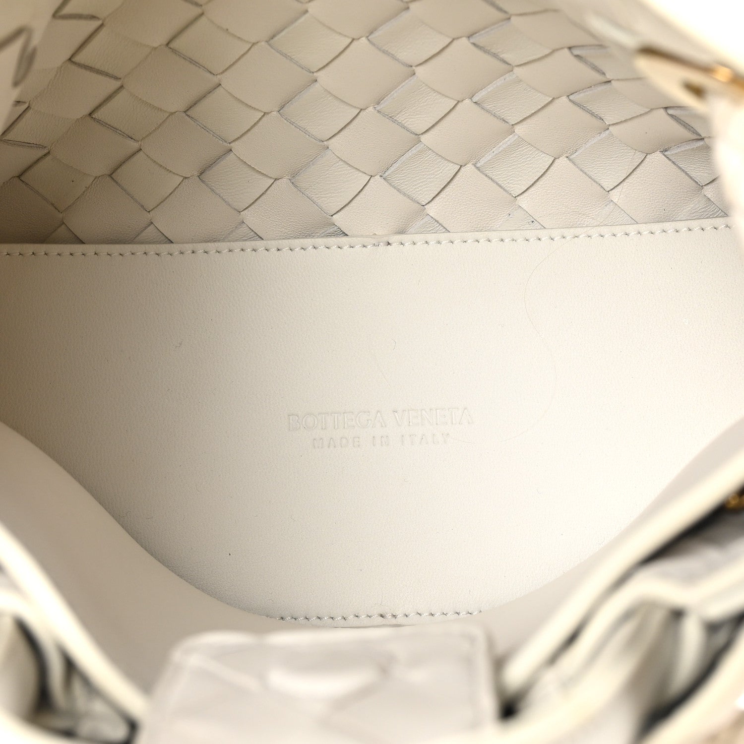 Bottega Veneta Nappa Intrecciato Small Andiamo Shoulder Bag White 5 of 9