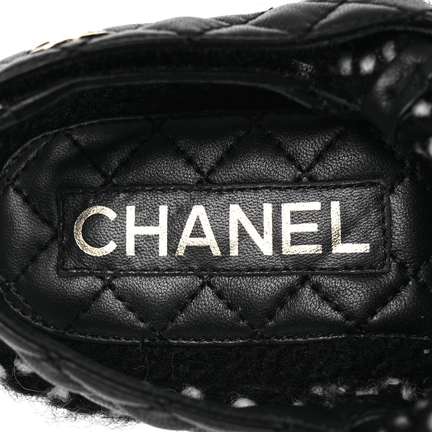 Cord Lambskin Quilted Logo Sandals 37 Black White