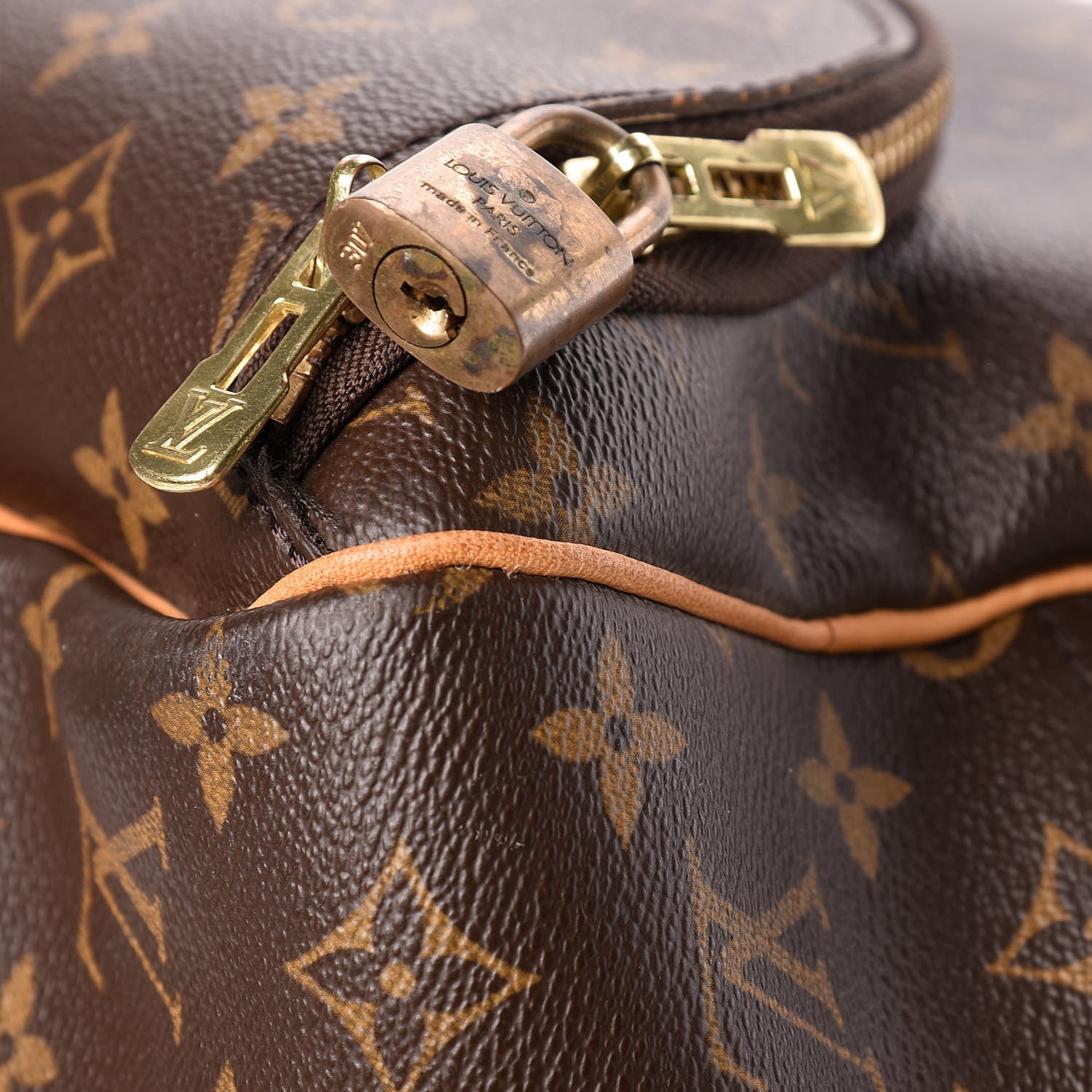 Louis Vuitton Monogram Evasion Sports Bag 14 of 15