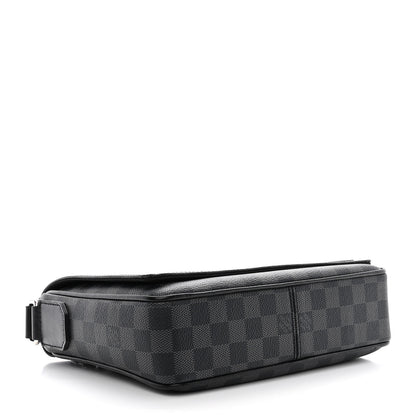 Louis Vuitton Damier Graphite District PM NM 4 of 9