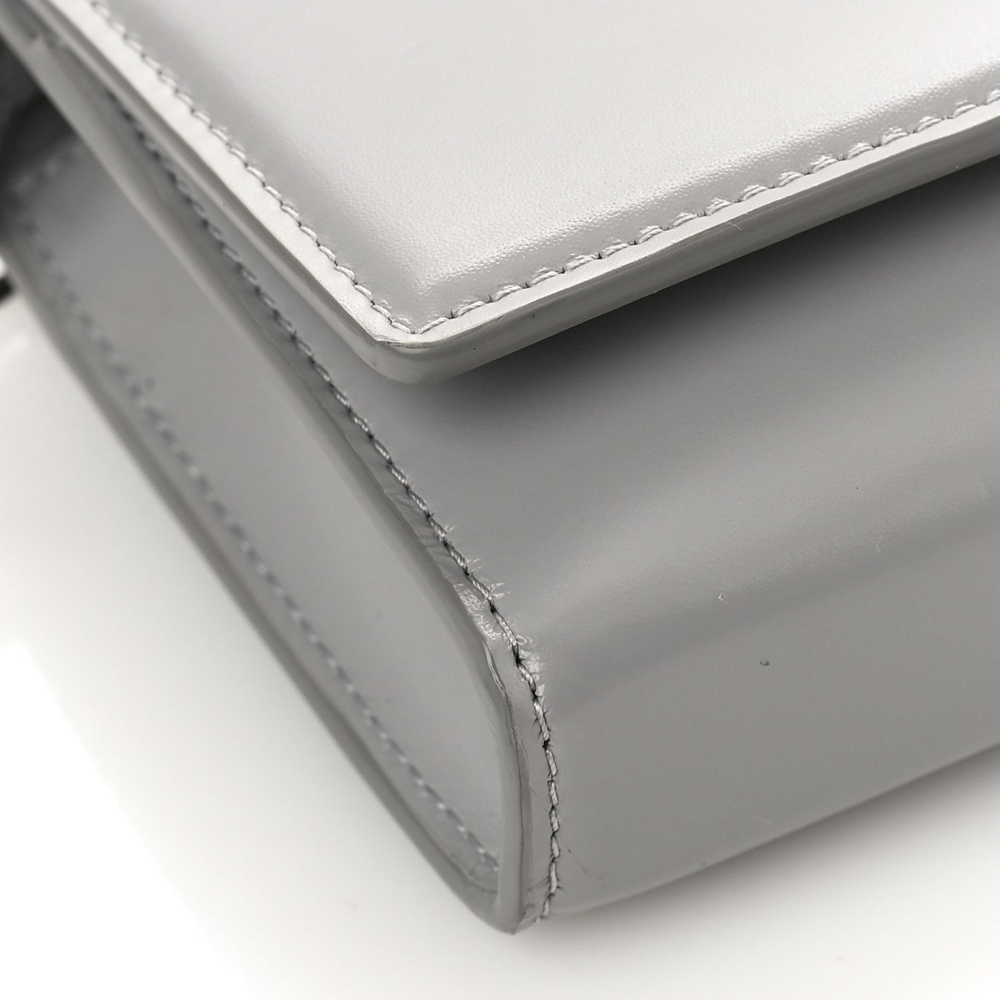 Calfskin 4G Wallet on Chain Cloud Grey