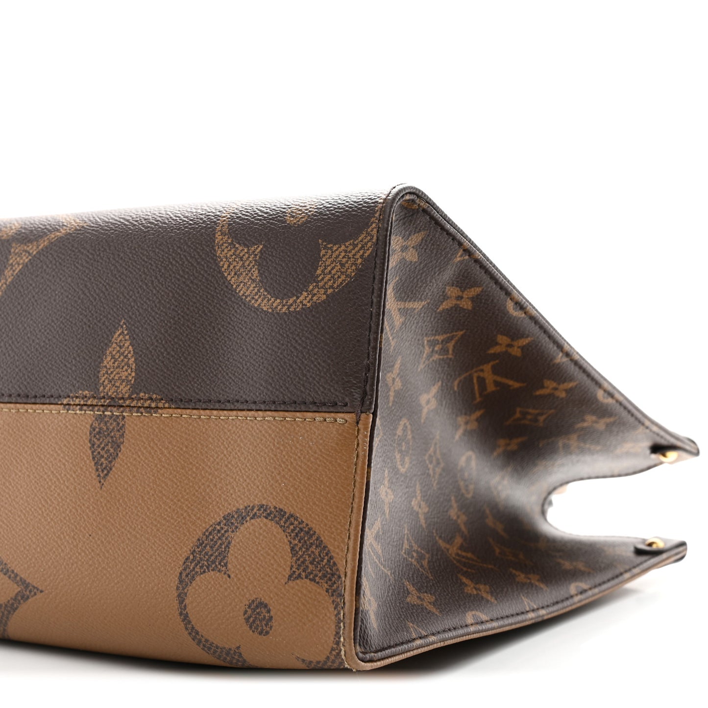 Reverse Monogram Giant Onthego MM