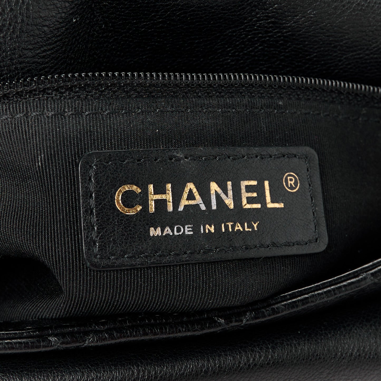 Grained Calfskin Quilted Messenger Flap Black