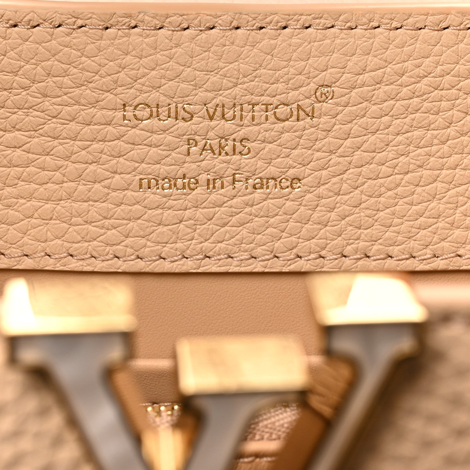 Louis Vuitton Taurillon Pearl Capucines BB Sable Quartz 6 of 10