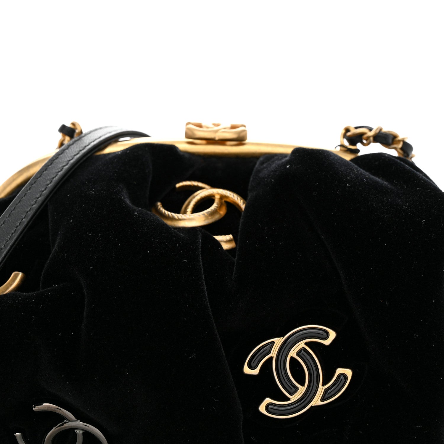 Chanel Velvet Enamel CC Kiss Lock Clutch Black 9 of 11