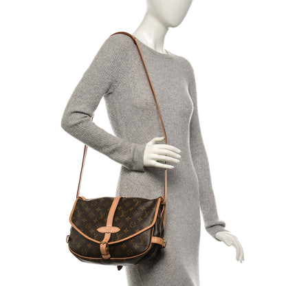 Louis Vuitton Monogram Saumur MM 2 of 8