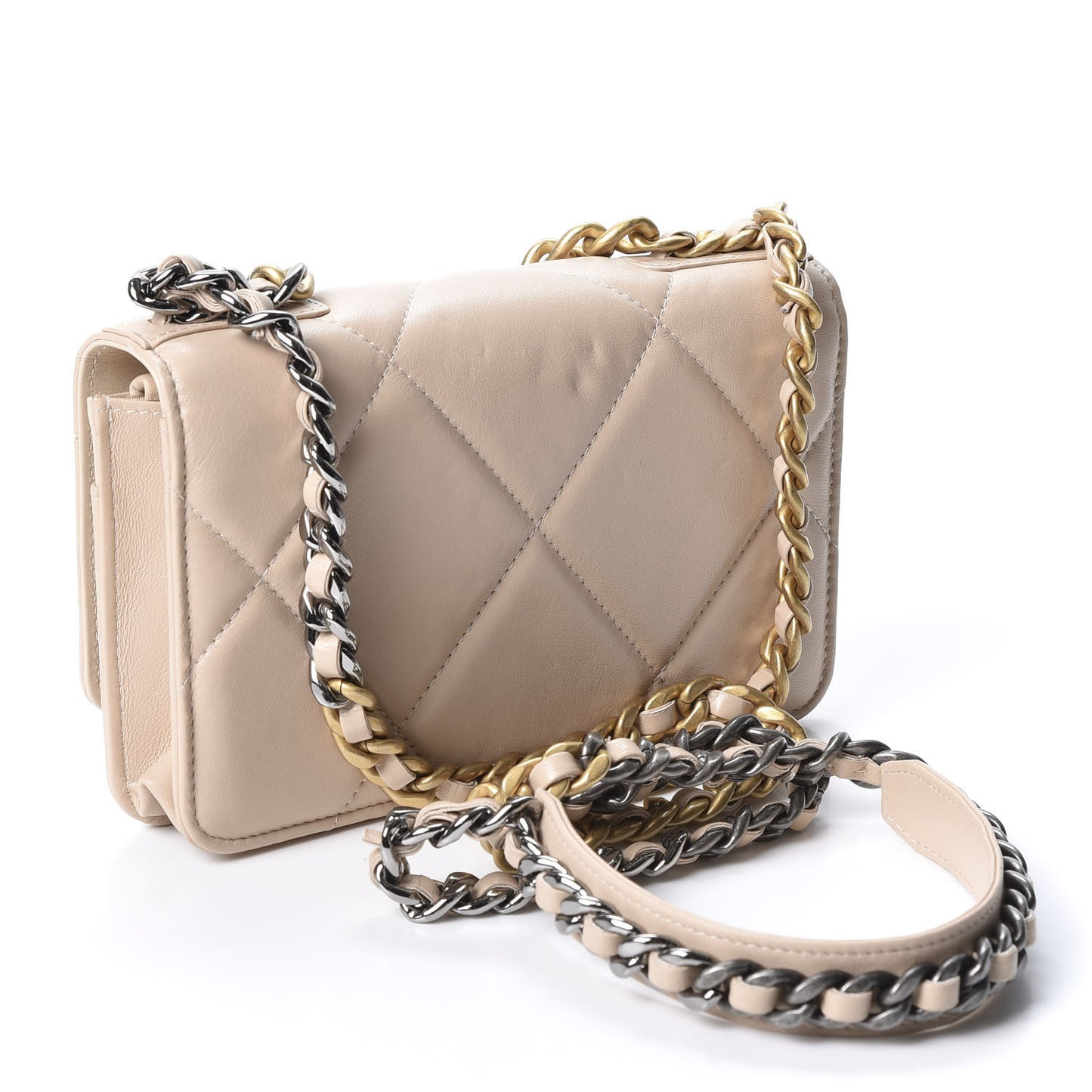 Goatskin Quilted 19 Wallet On Chain WOC Light Beige