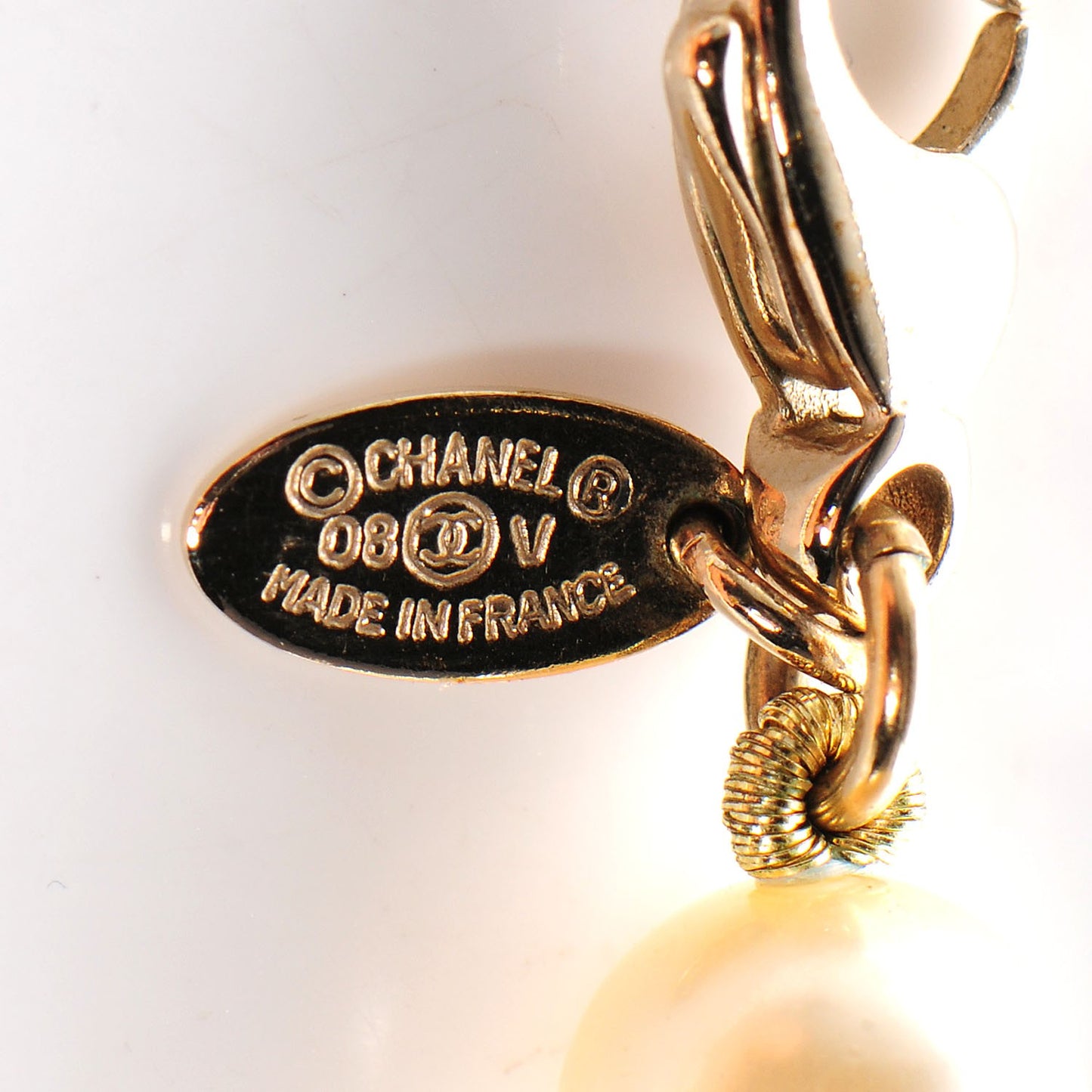 Classic CC Graduated Pearl Necklace Gold