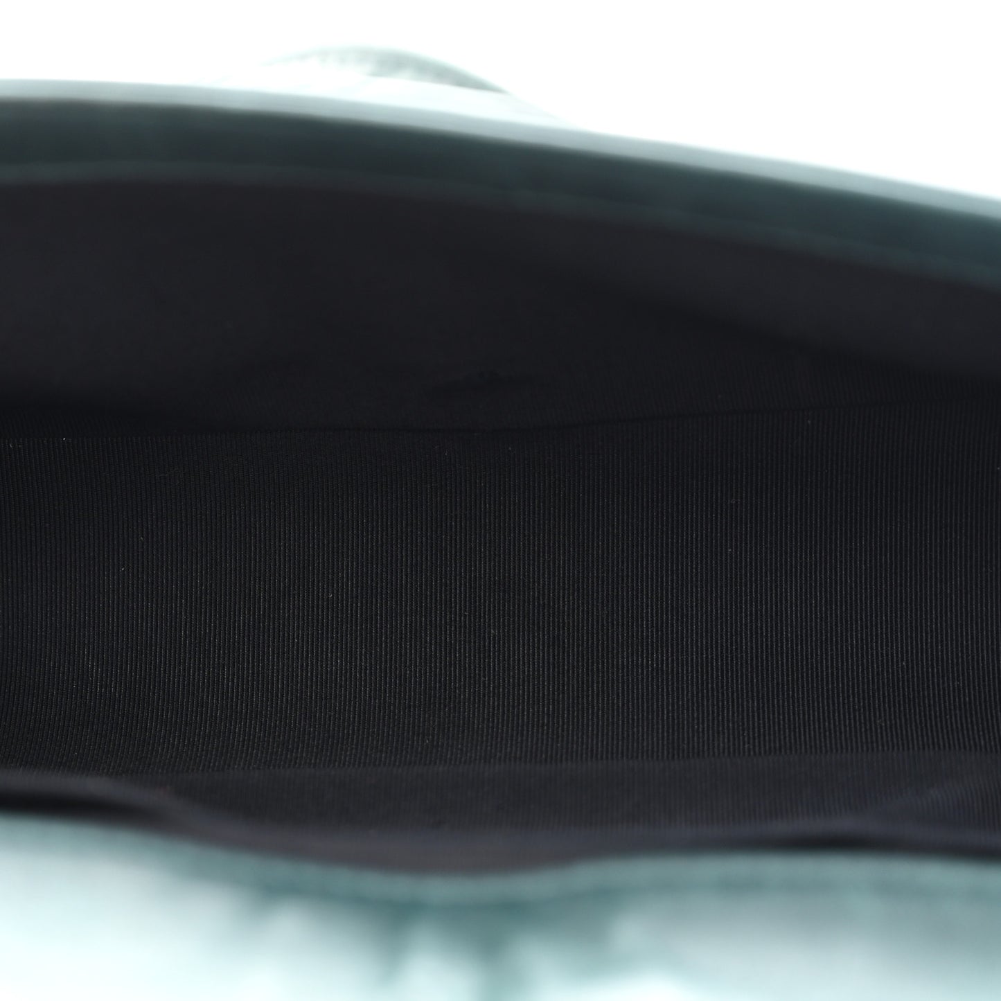 Calfskin Double Stitch Medium Boy Flap Green