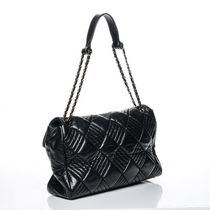 Chanel Lambskin Maxi In and Out Flap Black 3 of 7