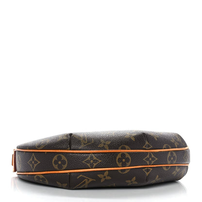Louis Vuitton Monogram Croissant PM 4 of 8