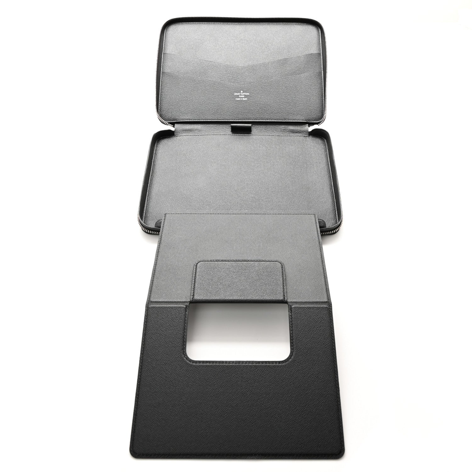 Louis Vuitton Taiga Ipad Case Ardoise 5 of 9