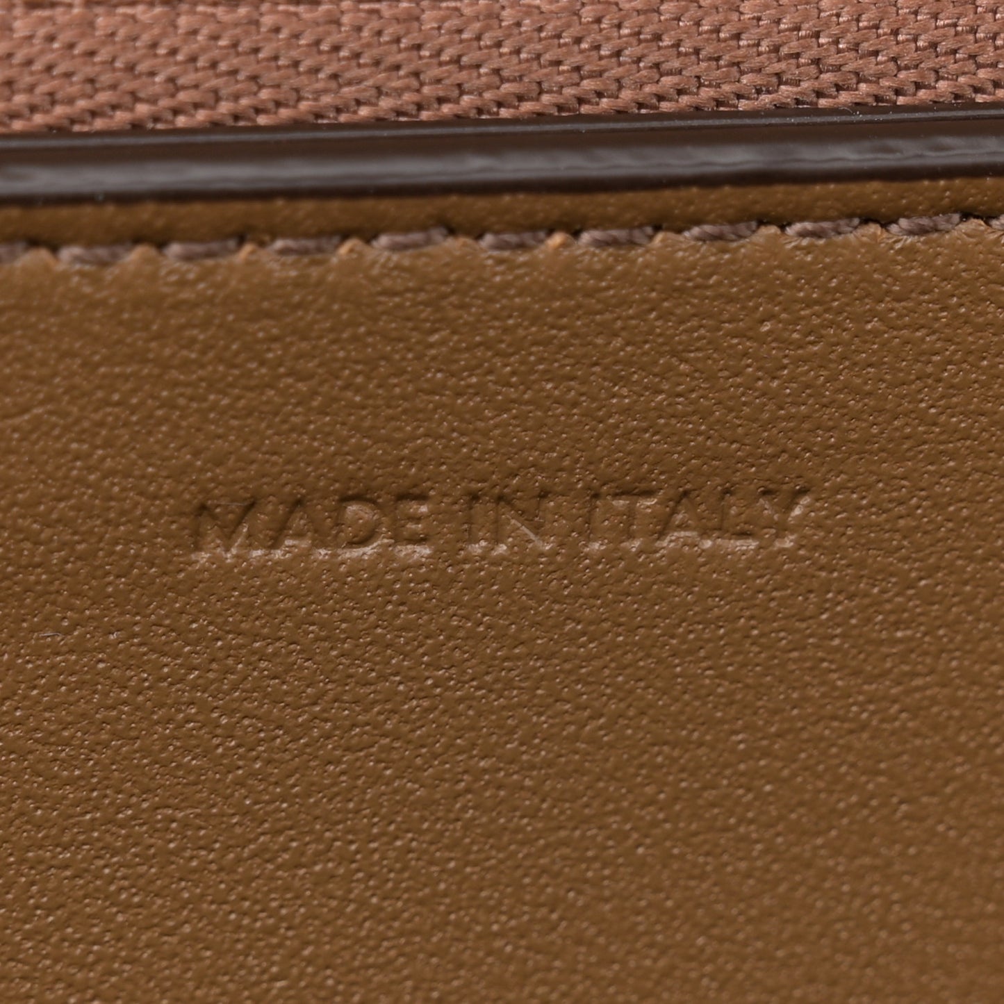 Box Calfskin Medium Classic Box Flap Bag Camel