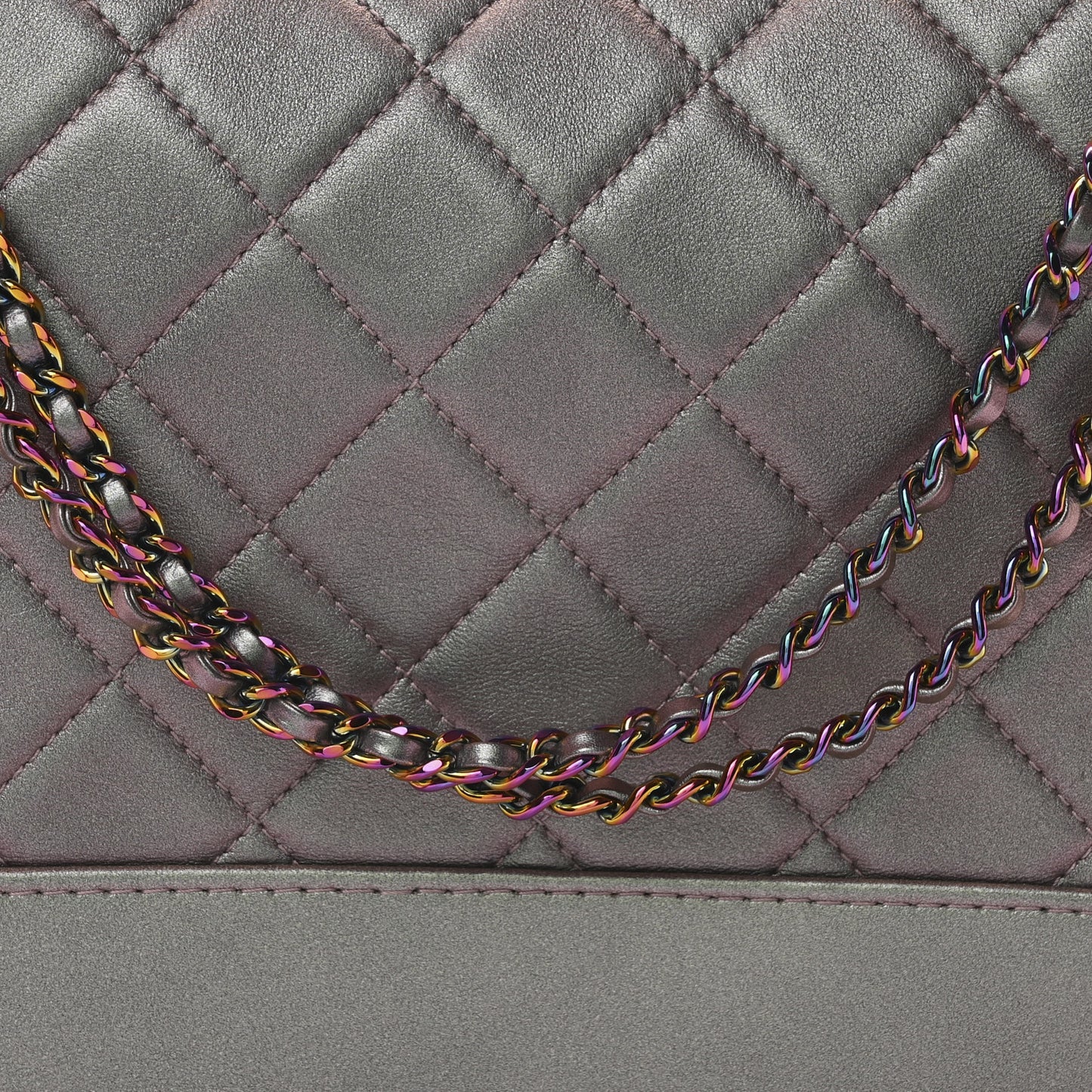 Iridescent Lambskin Calfskin Quilted Medium Gabrielle Hobo Light Purple
