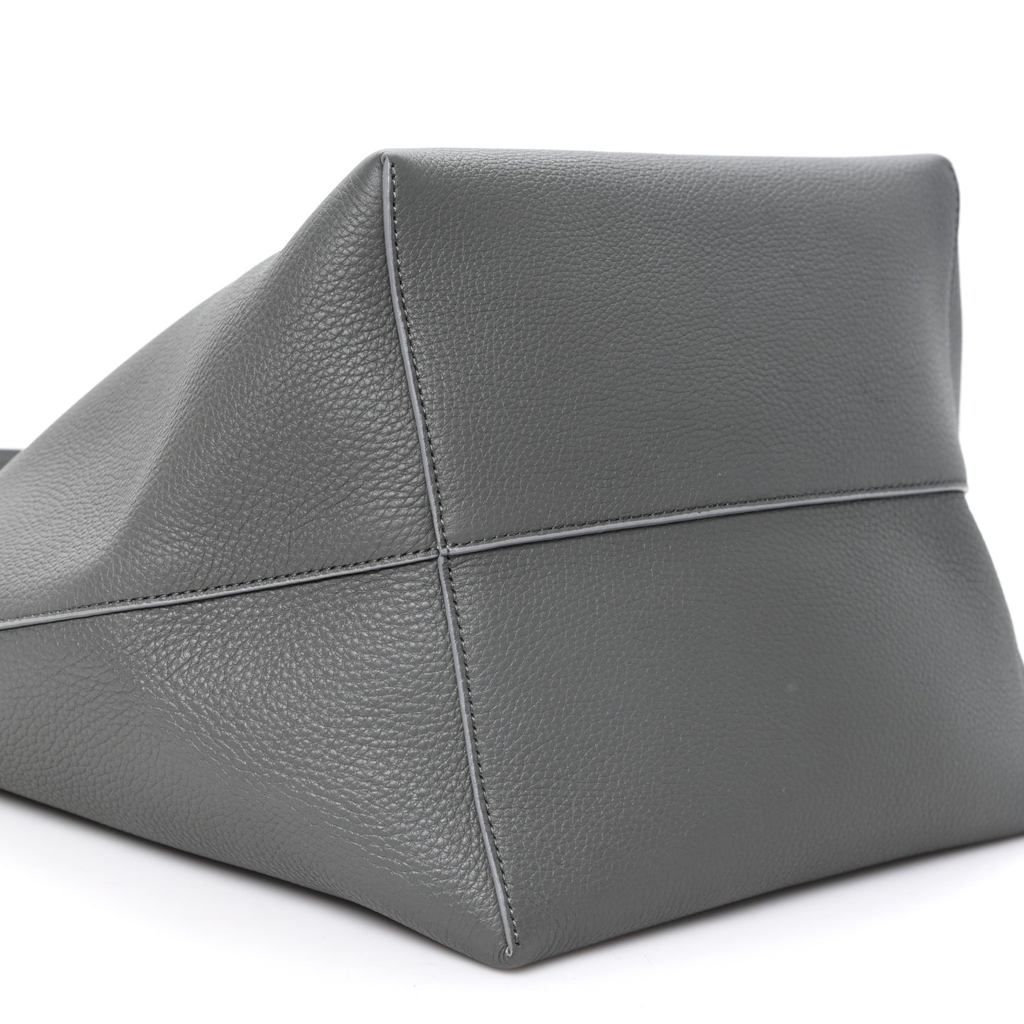 Grained Calfskin Large N/S Park Tote Timouse Grey