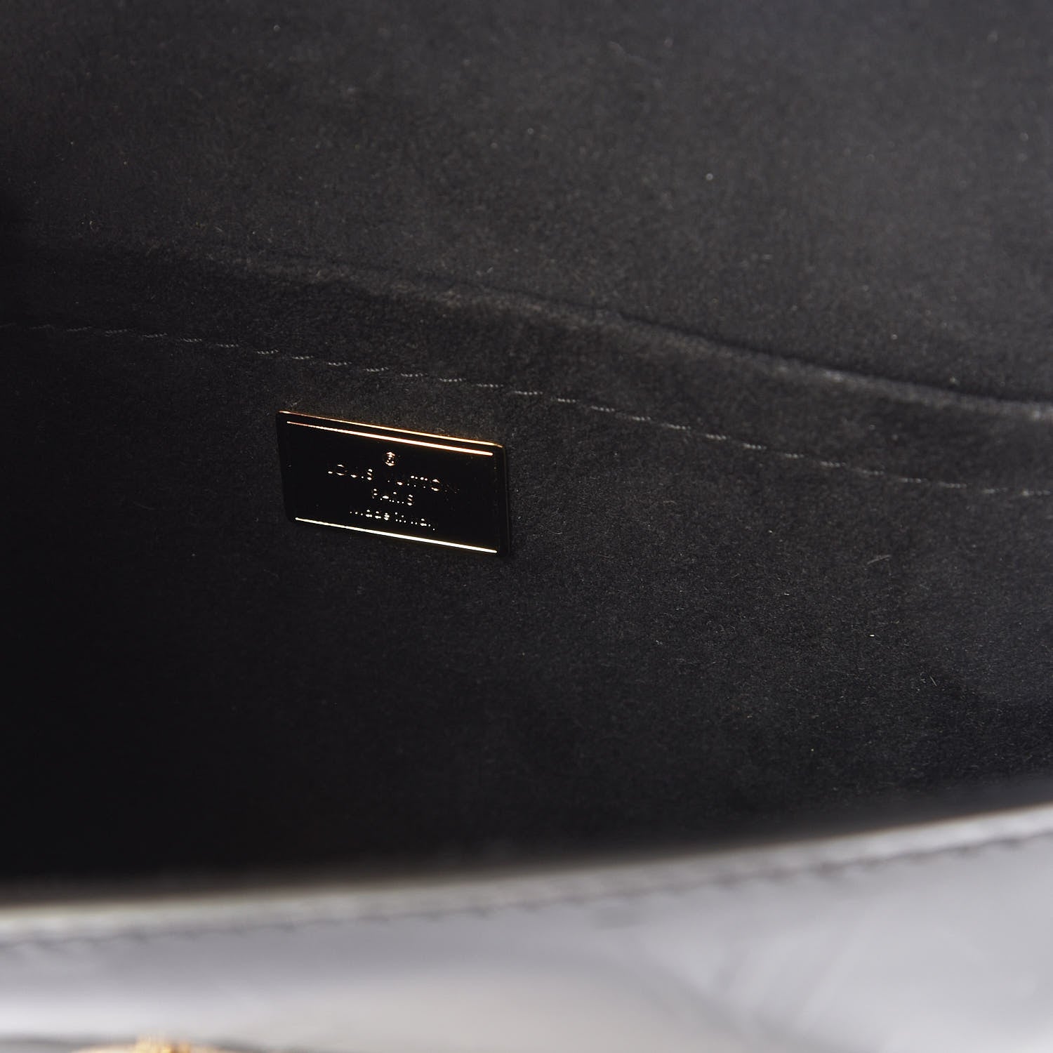 Louis Vuitton Vernis Epi Monogram Spring Street Black 9 of 12