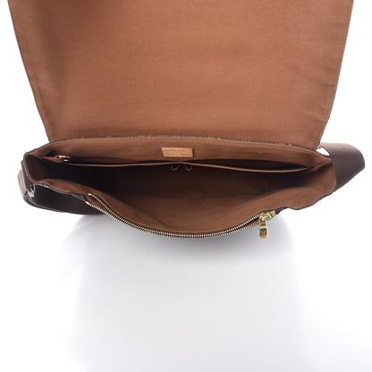 Louis Vuitton Monogram Beaubourg MM Messenger Bag 5 of 13