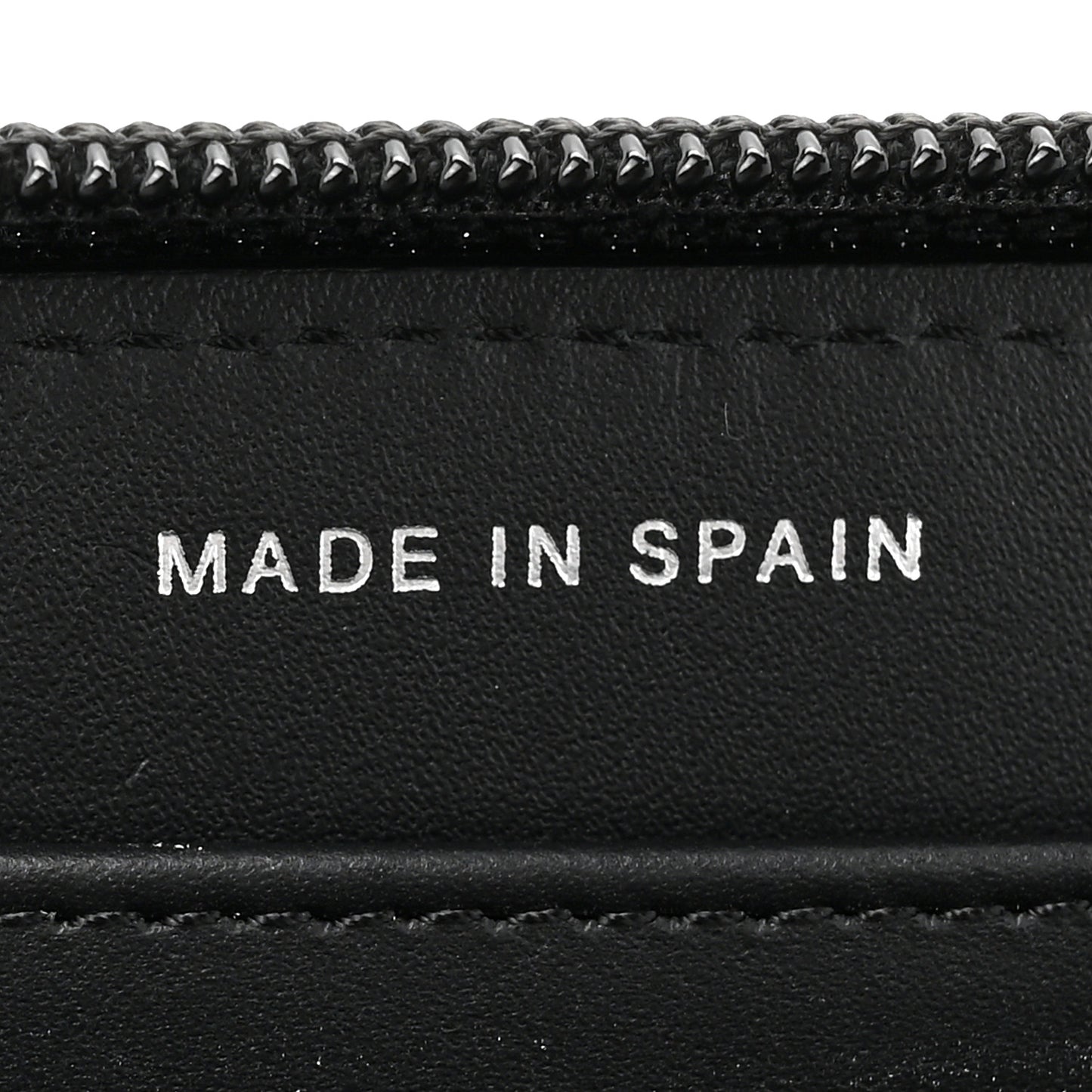Patent Caviar Timeless CC Large Gusset Zip Around Wallet Black