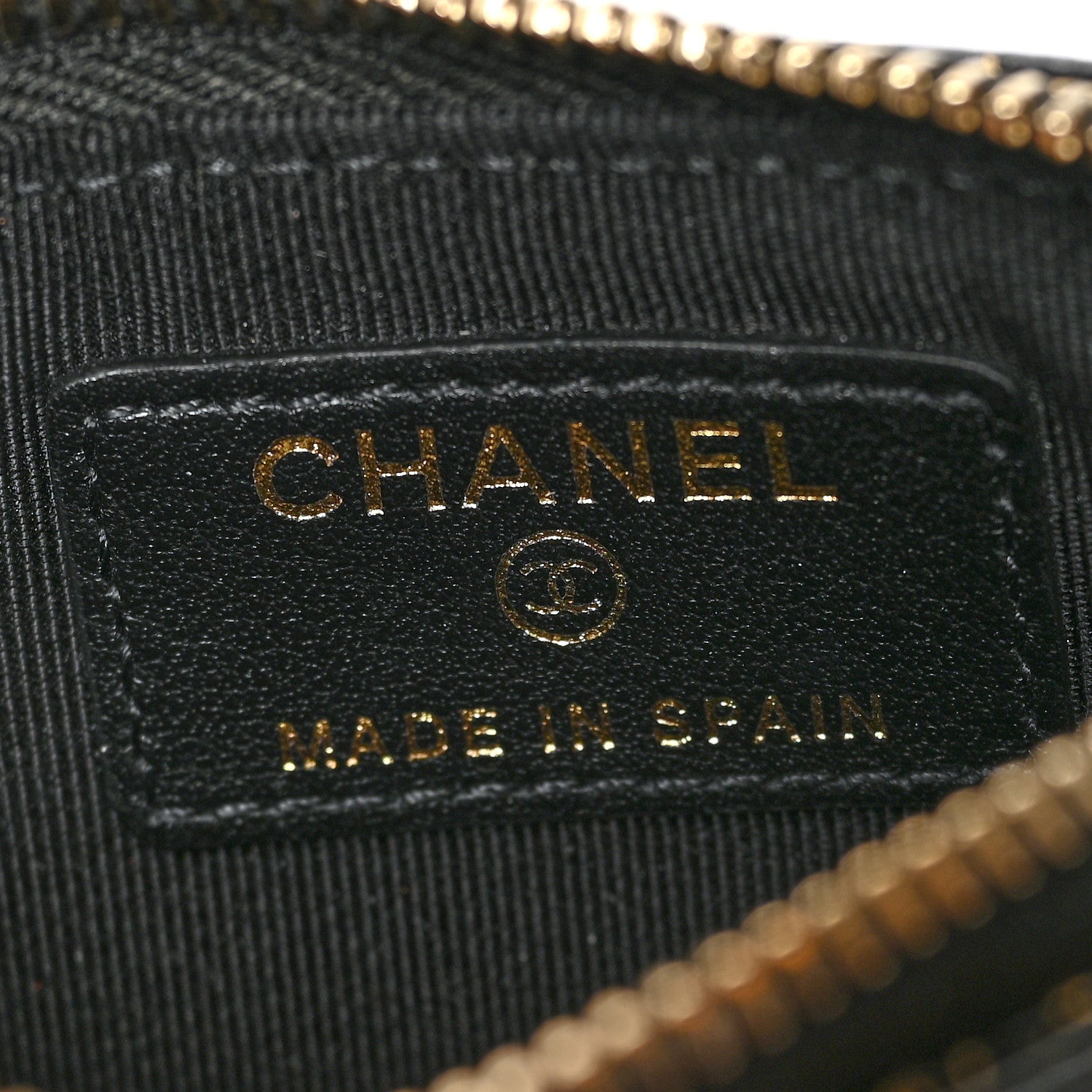 Chanel Calfskin Crocodile Embossed Graffiti Reissue Flap Zip Card Holder Black Gold 6 of 8