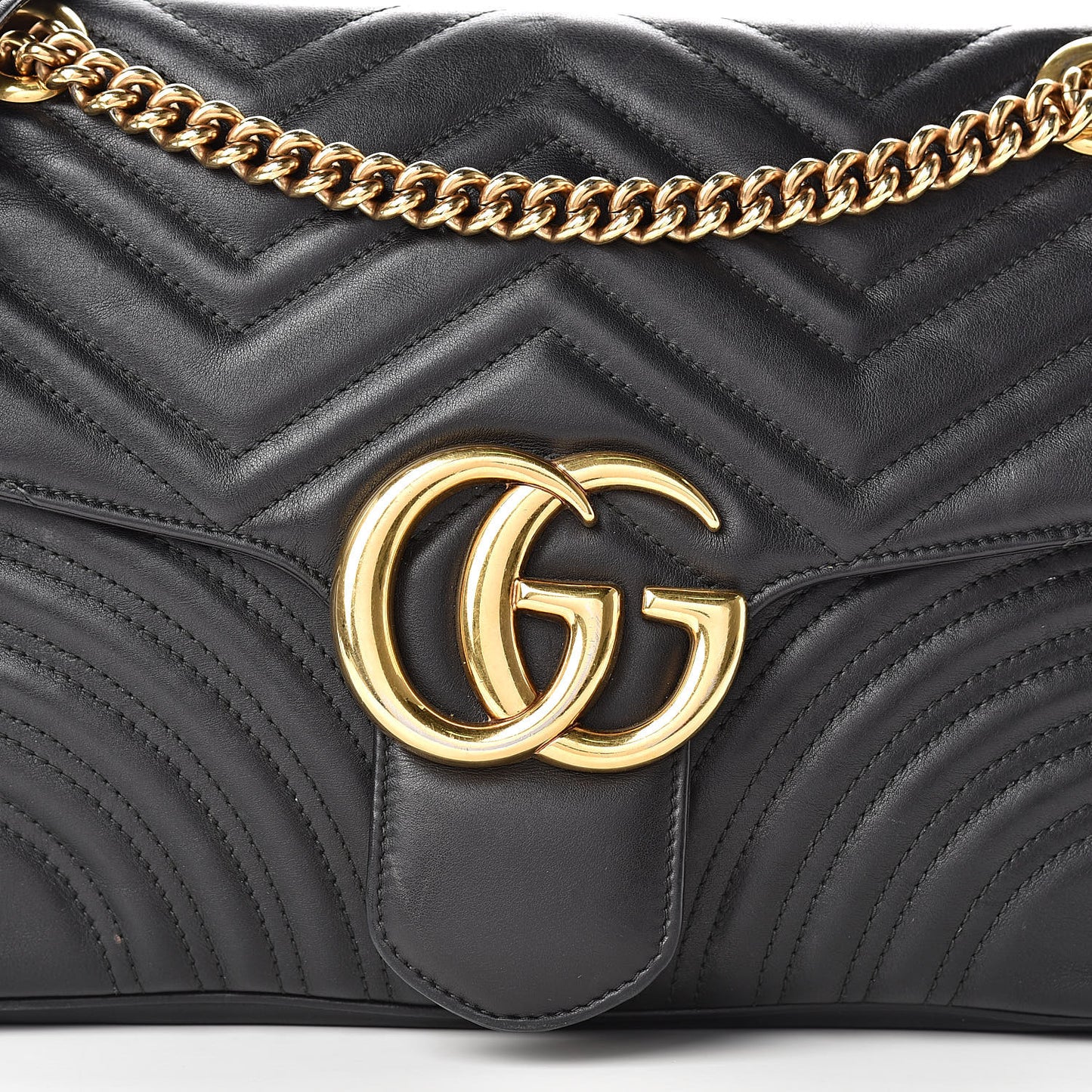 Calfskin Matelasse Medium GG Marmont Shoulder Bag Black