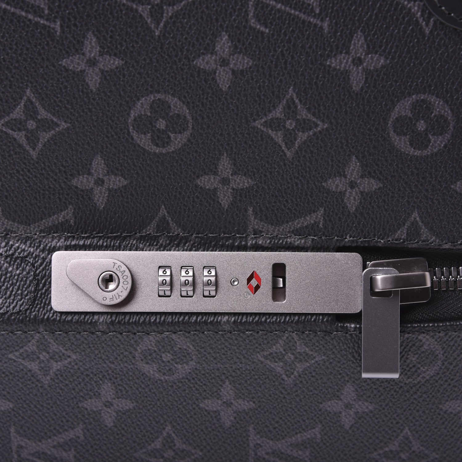 Louis Vuitton Monogram Eclipse Horizon 70 10 of 17