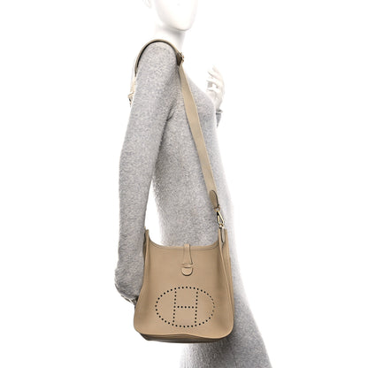 Hermes Taurillon Clemence EVELYNE III PM Trench 2 of 11