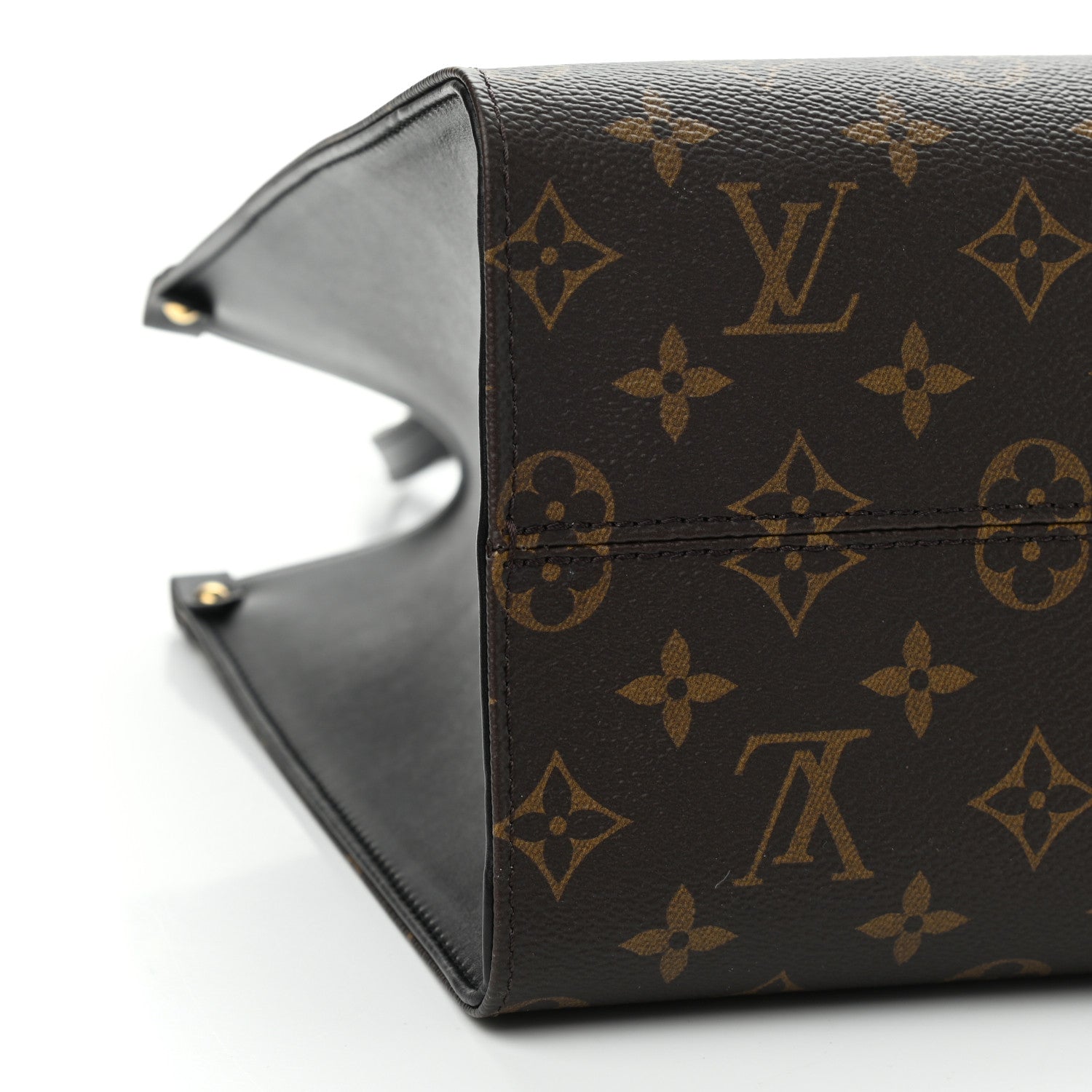 Louis Vuitton Monogram Fall In Love Onthego MM 8 of 9