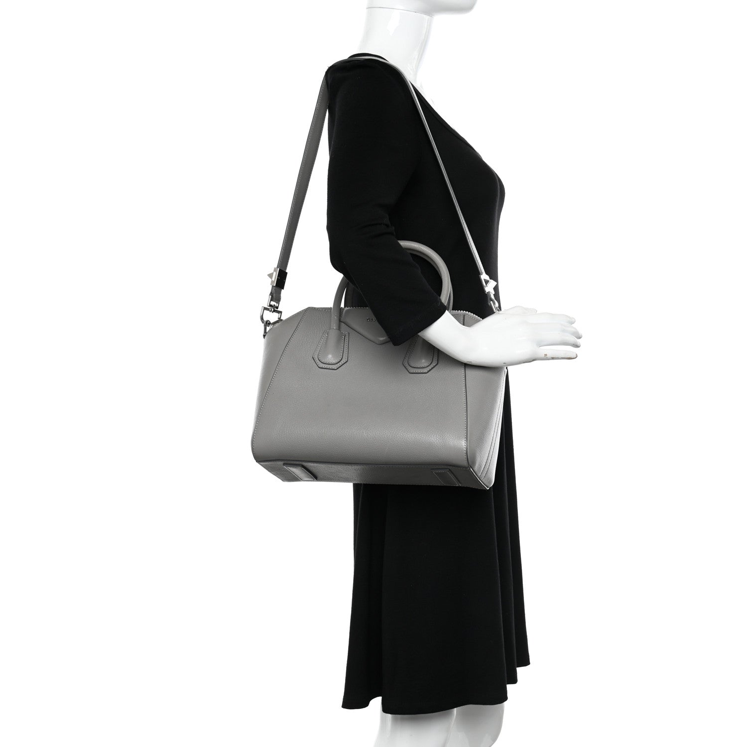 Givenchy Sugar Goatskin Small Antigona Pearl Grey 2 of 10