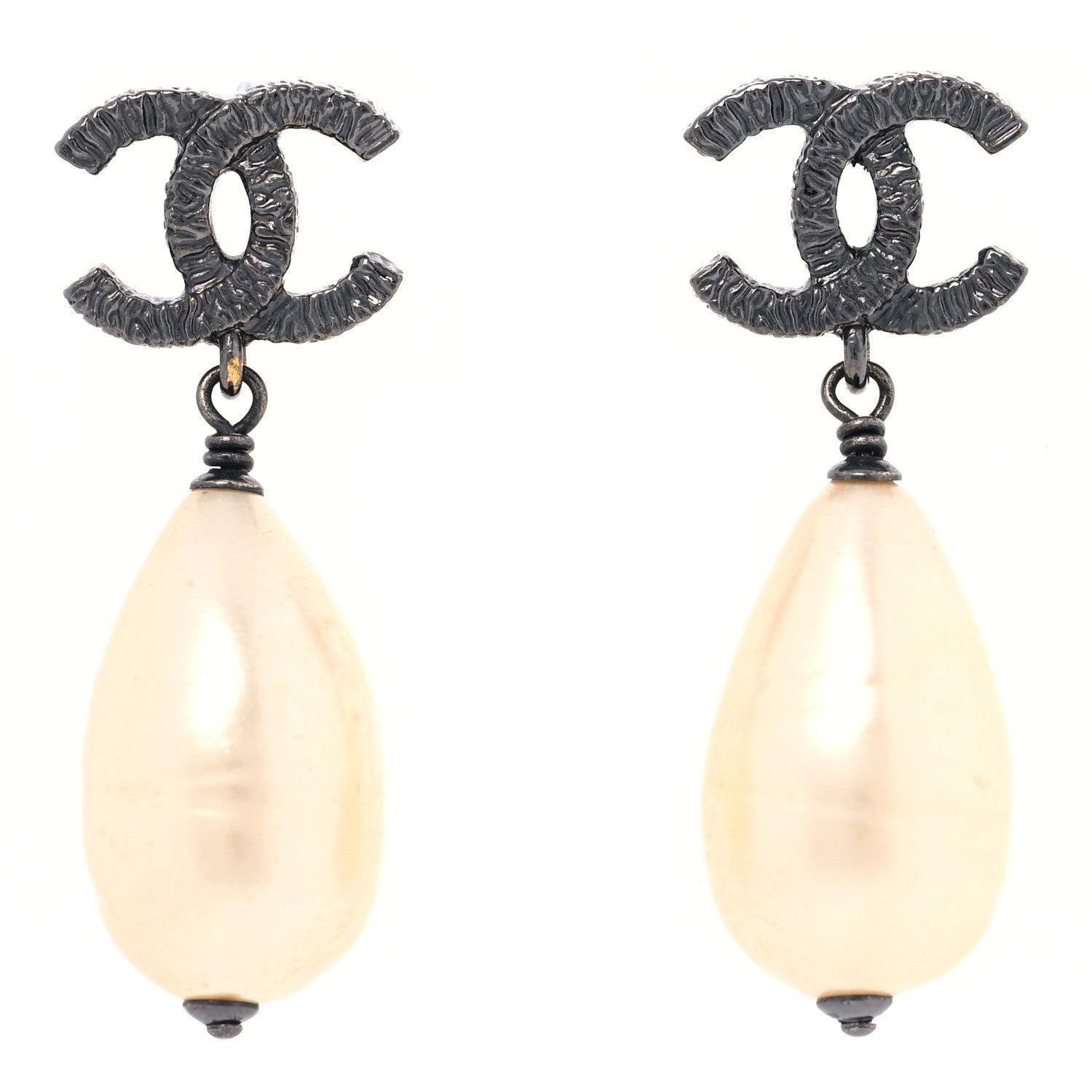 Chanel Ruthenium Pearl CC Drop Earrings Dark Silver 1 of 4