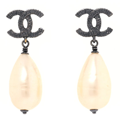 Chanel Ruthenium Pearl CC Drop Earrings Dark Silver 1 of 4