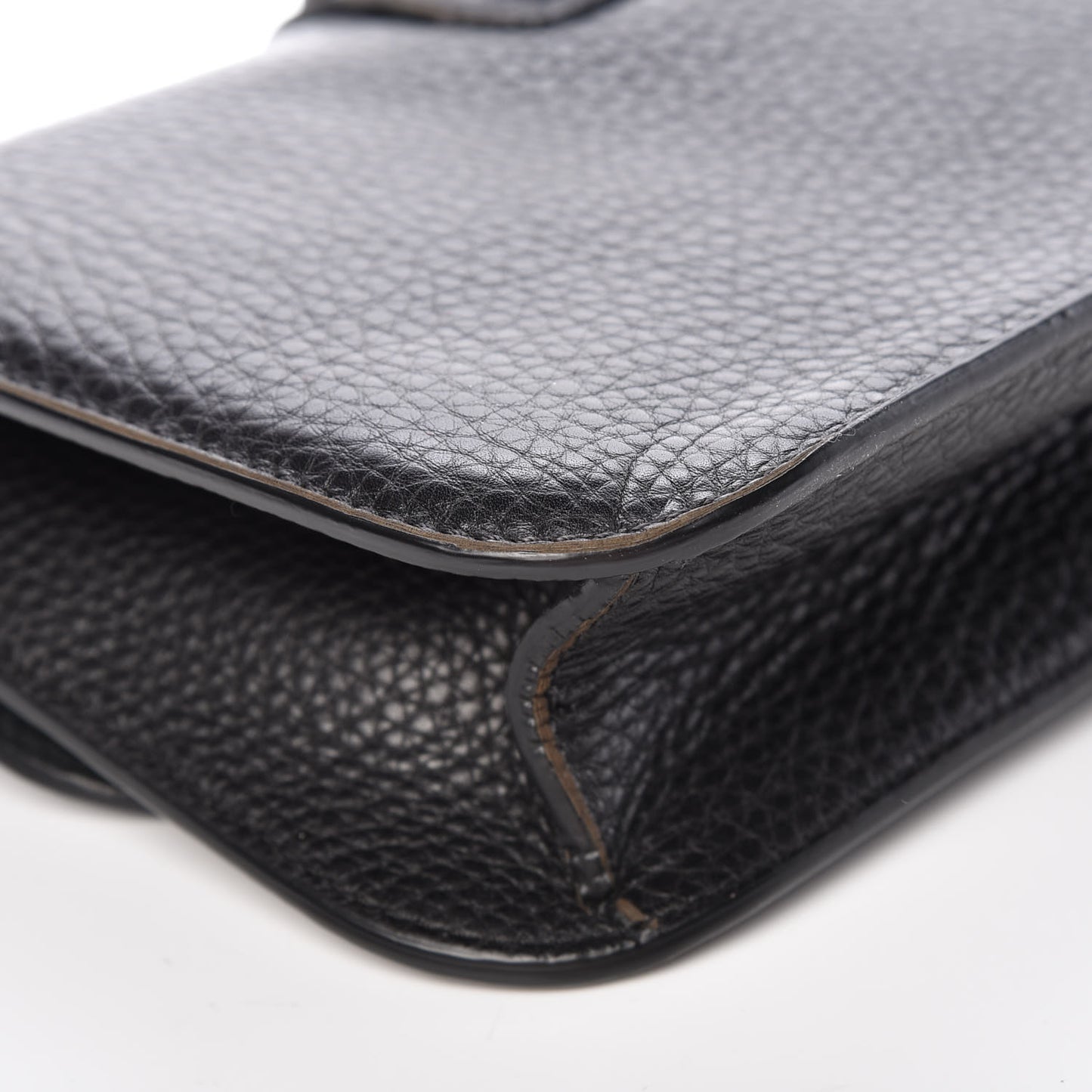 Pebbled Calfskin Medium Glam Lock Rockstud Flap Black