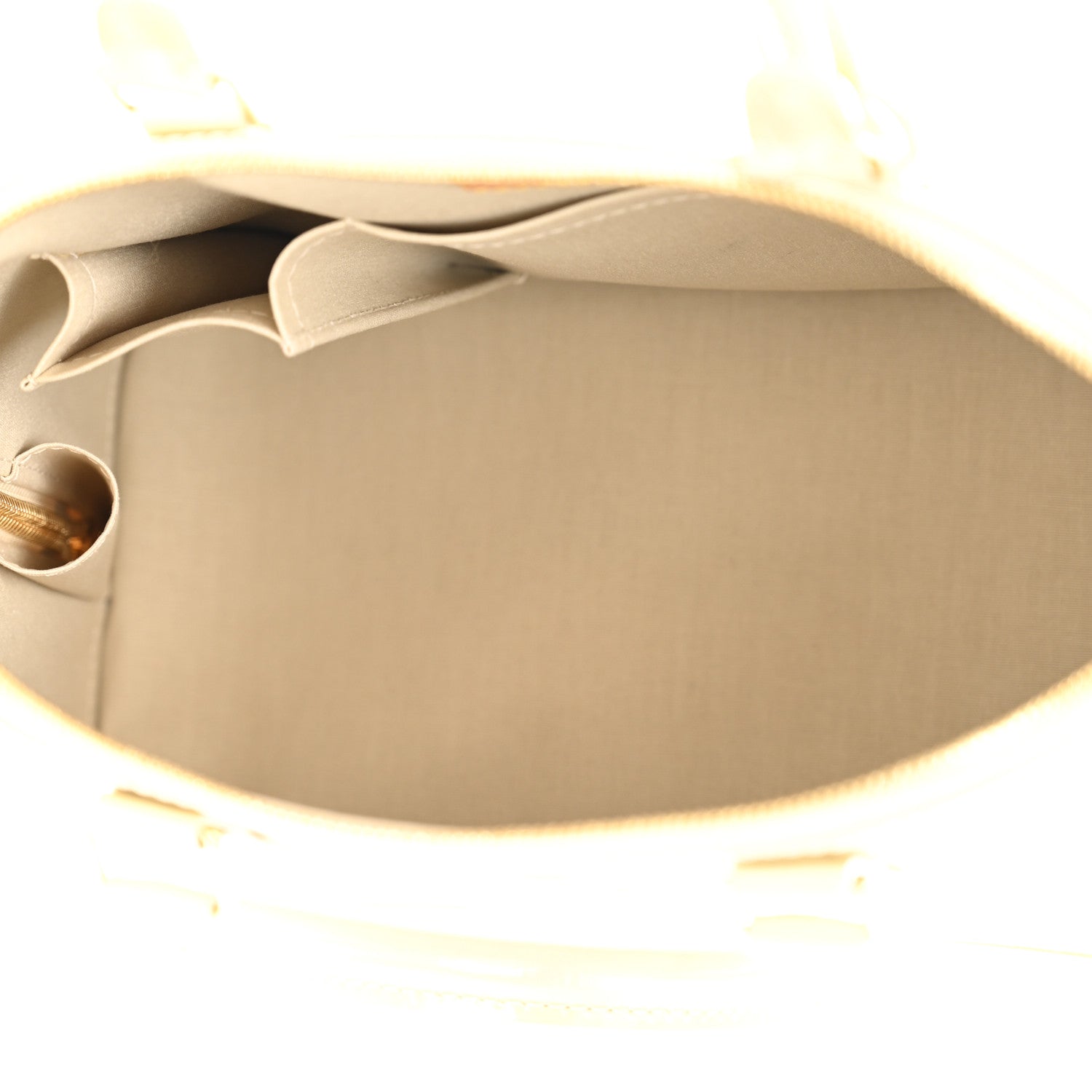 Louis Vuitton Vernis Alma PM Blanc Corail 5 of 13