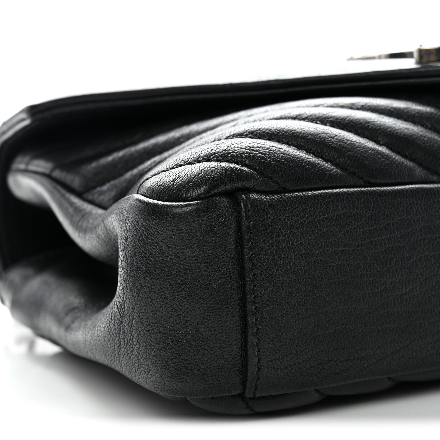 Saint Laurent Sheepskin Matelasse Chevron Monogram Medium College Bag Black 9 of 12