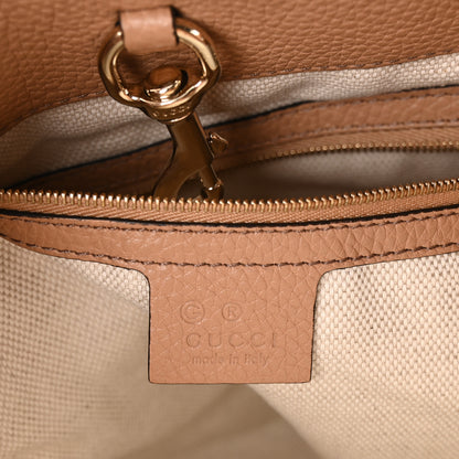 Gucci Pebbled Calfskin Medium Soho Chain Shoulder Bag Camelia 6 of 10