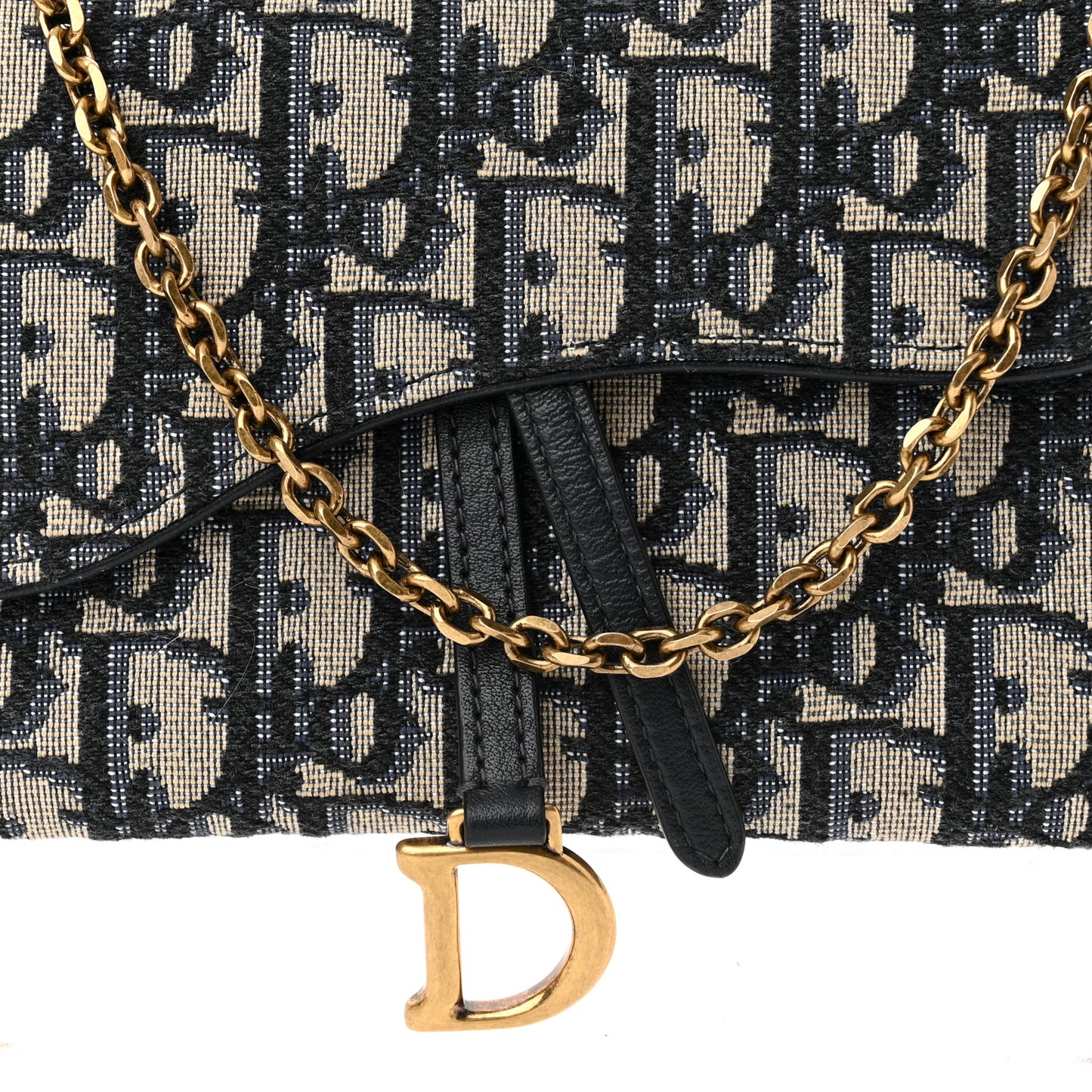 Oblique Saddle Chain Long Wallet Blue