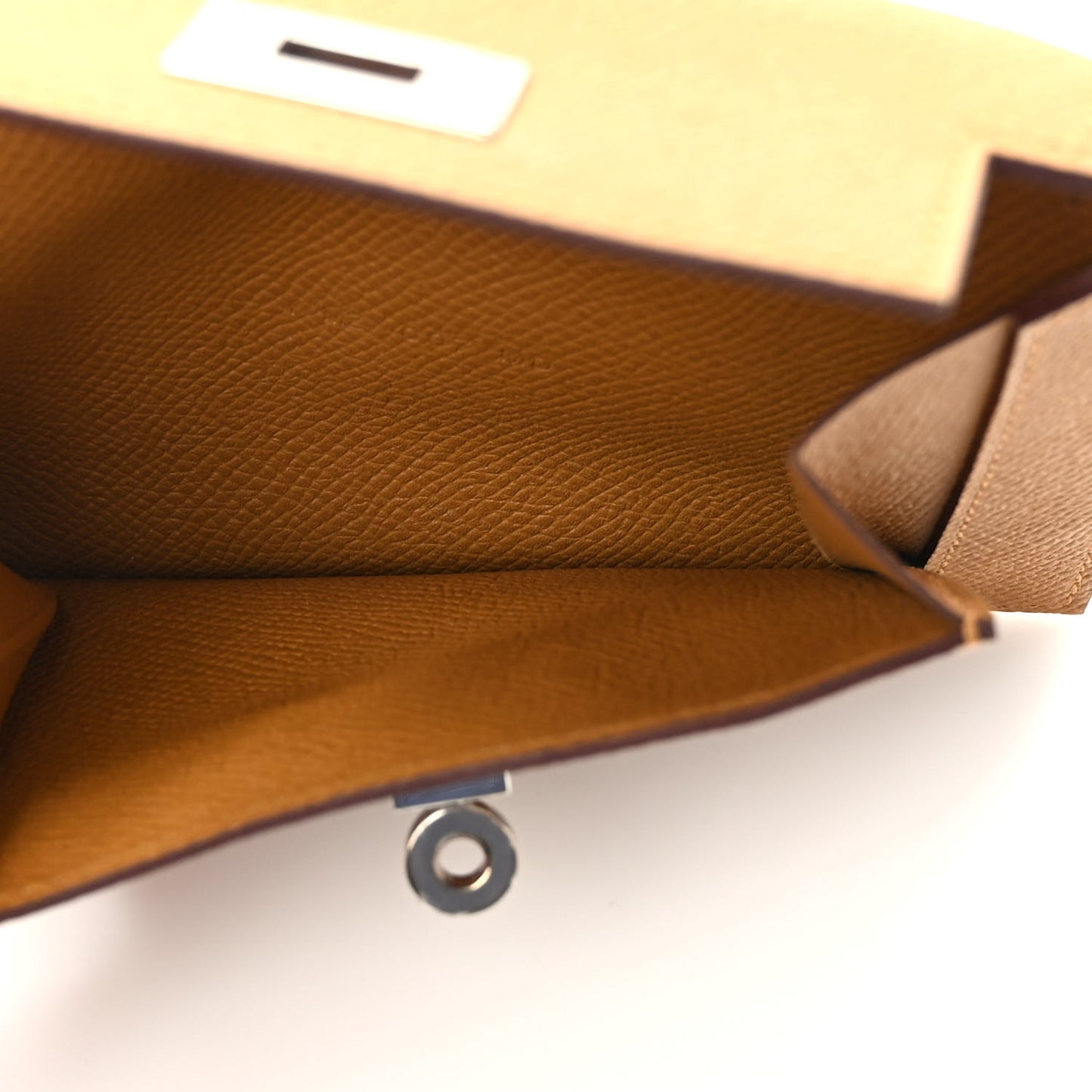 Epsom Kelly Pocket Compact Wallet Sesame