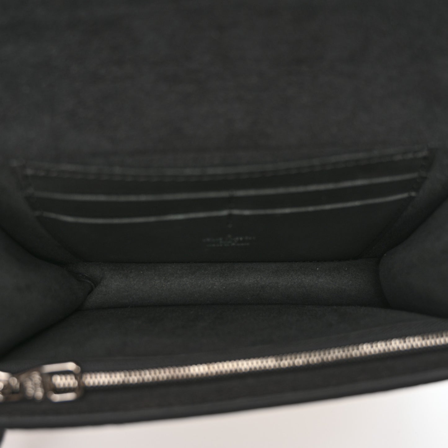 Reverse Monogram Giant Dauphine Bumbag